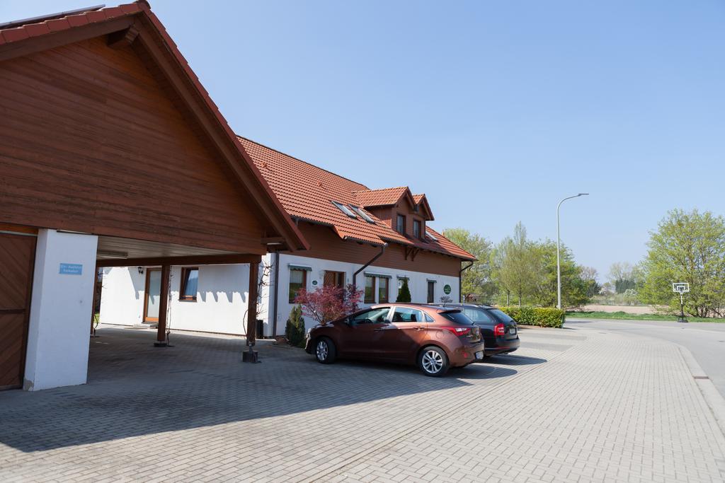 Landhaus-Pension Am Pfaffensee Harthausen  Exterior photo